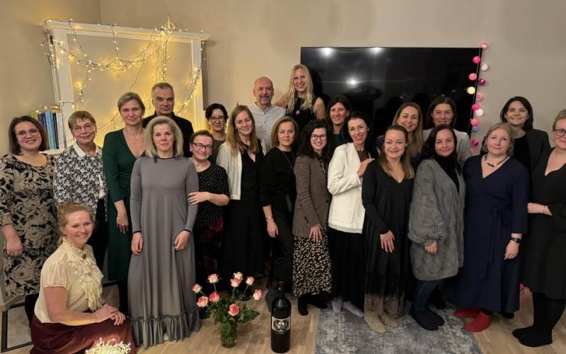 POA skolas izlaidumi